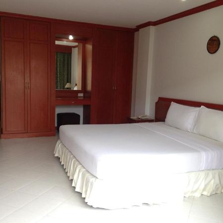 Lotus House Ξενοδοχείο Jomtien Beach Εξωτερικό φωτογραφία