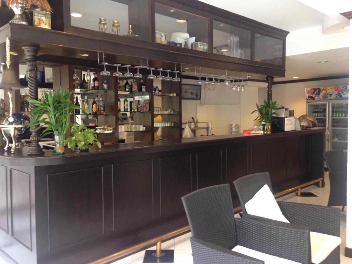 Lotus House Ξενοδοχείο Jomtien Beach Εξωτερικό φωτογραφία